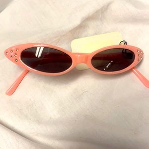Cat eye with rhinestones sunglasses